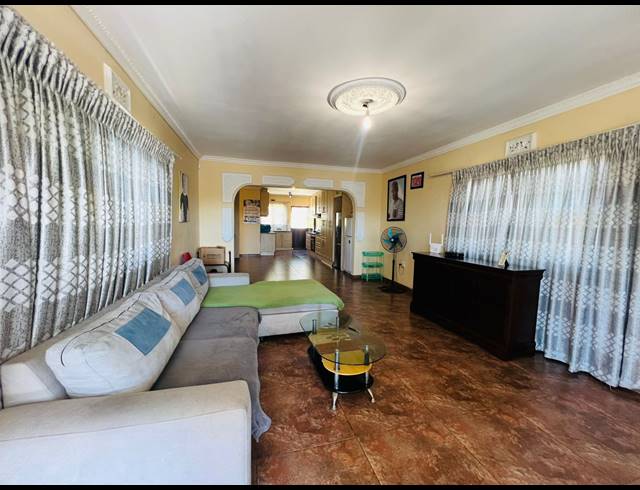 3 BEDROOM HOUSE FOR SALE IN NEWLANDS WEST